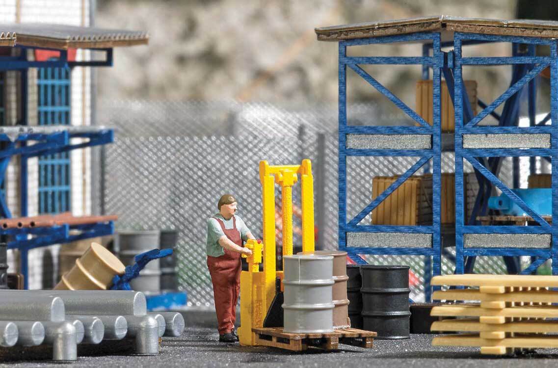 CVR Picture for High Lift Storage scene w/handtr