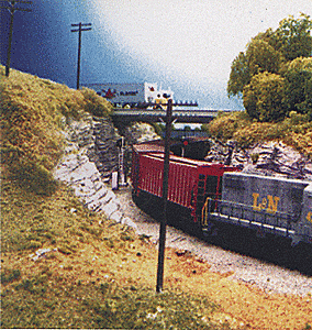 railroad_30_40_telephone_poles_only_brown_plastic_pkg36_628-30.gif