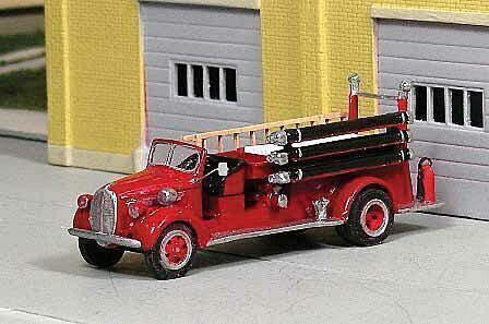 1939_ford_lafrance_open_cab_pumper_resin_kit_696-v326_big.jpg