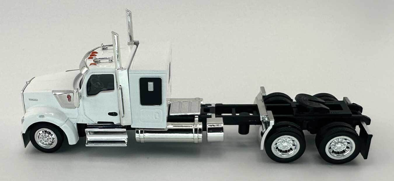 CVR Picture for KW990 Flat top slpr cab White