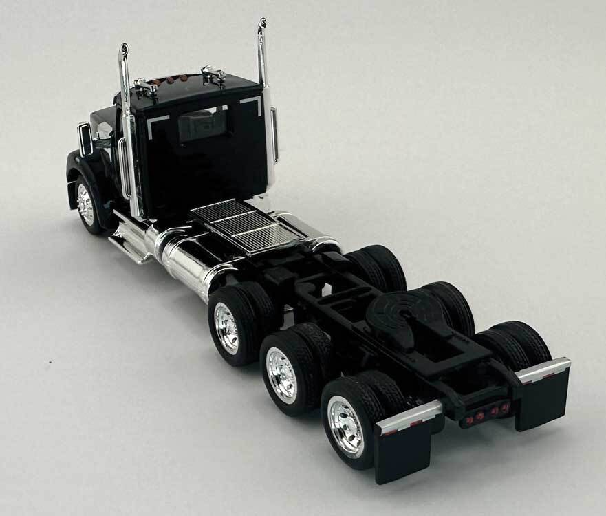 CVR Picture for KW990 3axle day cab Black