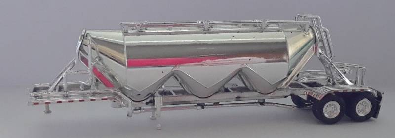CVR Picture for Pneumatic Trailer, Chrome