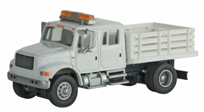 internationalr_4900_open_stake_bed_utility_truck_assembled_949-11894_big.jpg