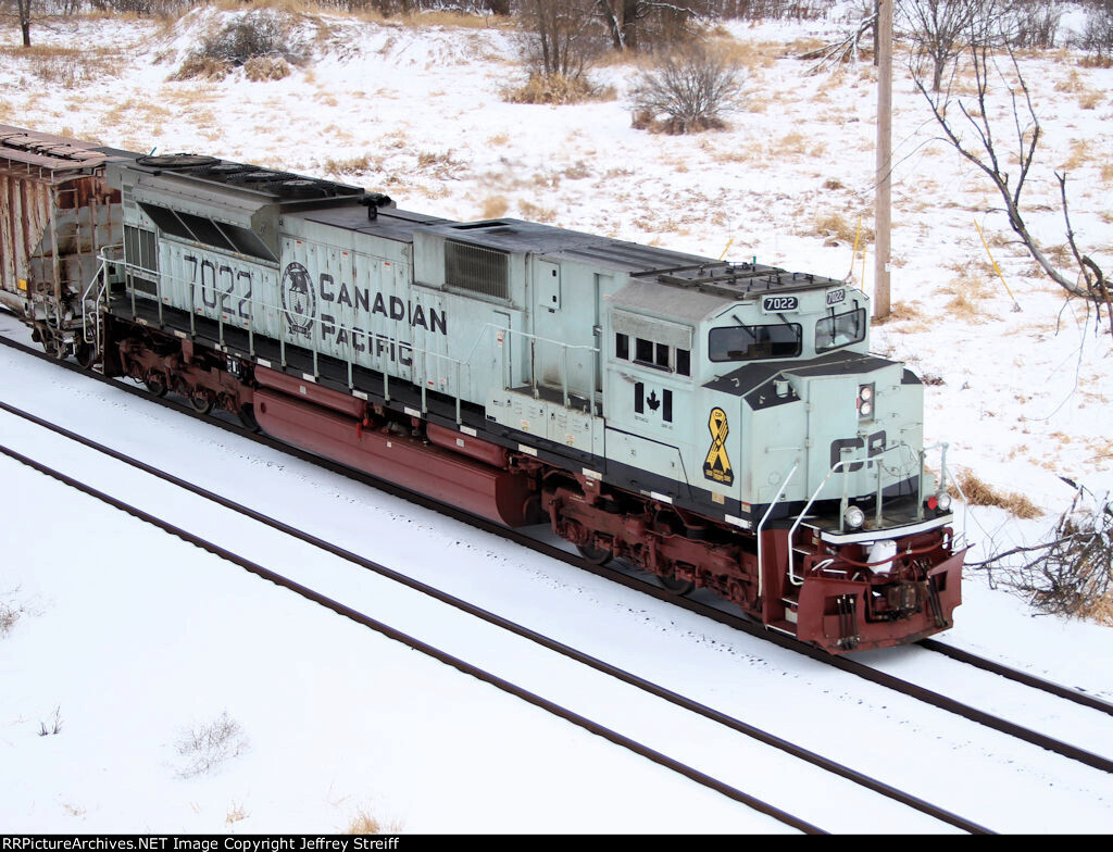 CVR Picture for SD70ACU CP/Military Navy #7022w/DCC